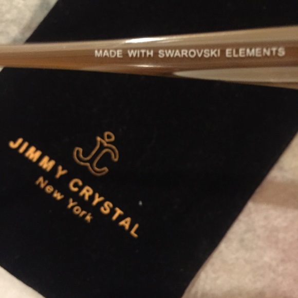 Readers - Picture 4 of 7